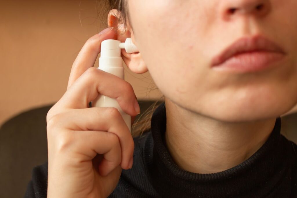 spray do czyszczenia uszu